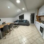Daire Apartmani Marta & Ivano *
