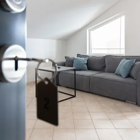 Ivano Apartment *