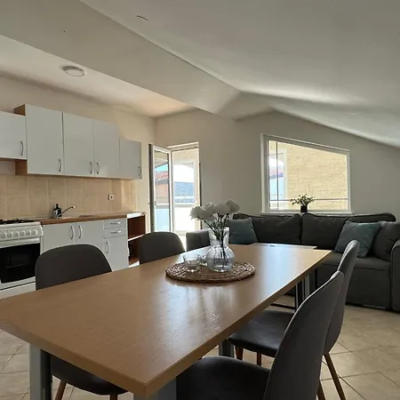 Ivano Apartment