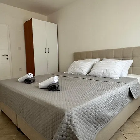 Apartment Ivano Vir