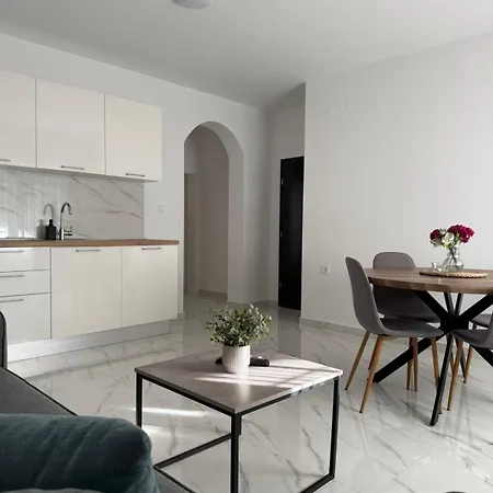 Marta & Ivano Appartement Vir